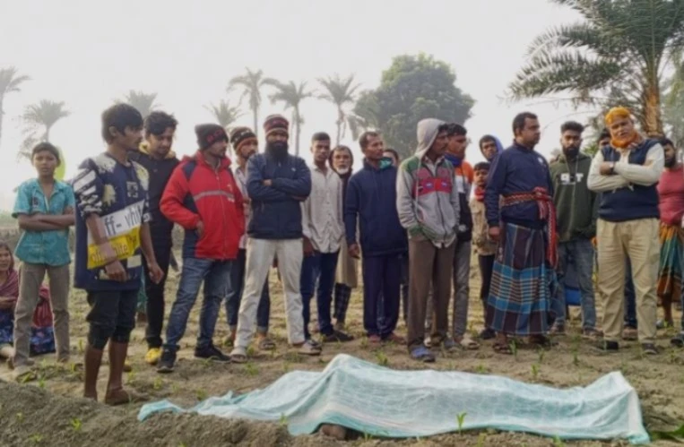 পেয়ারা খাওয়াকে কেন্দ্র করে যুবককে হত্যা